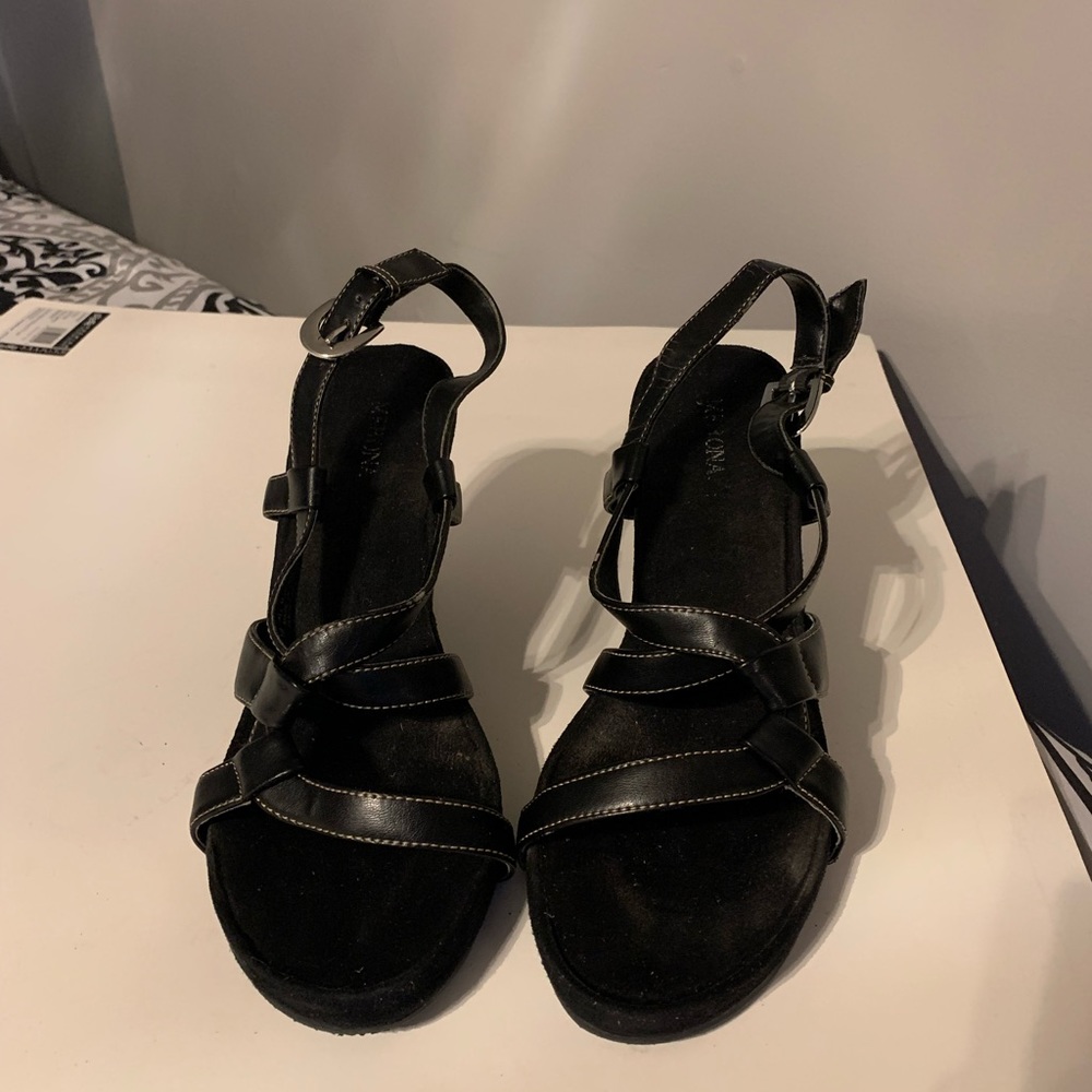 Merona Black Wedge Open Toe Sandals Size 10